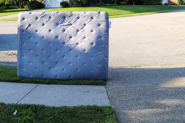 Mattress Removal Service in Saint Peters